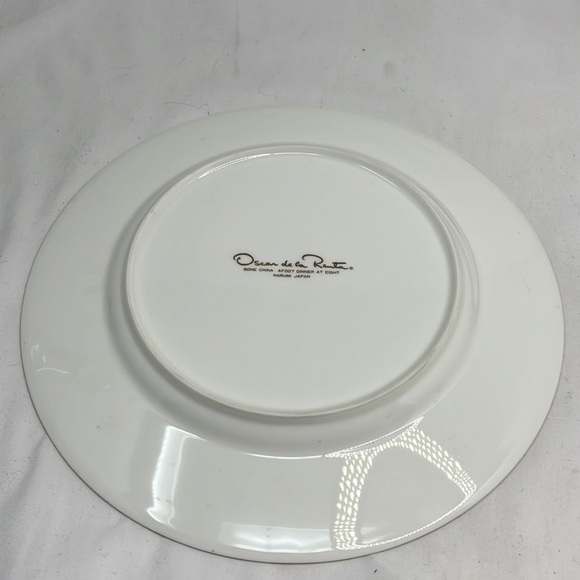 Narumi Oscar de la Renta AF007 Dinner at Eight Bone China Dinner Plate - Picture 2 of 4